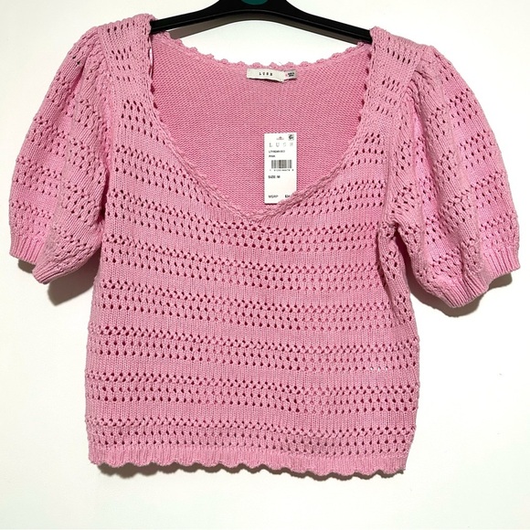 NWT Lush Pink Crochet Women's Sweater Medium - Picture 2 of 4